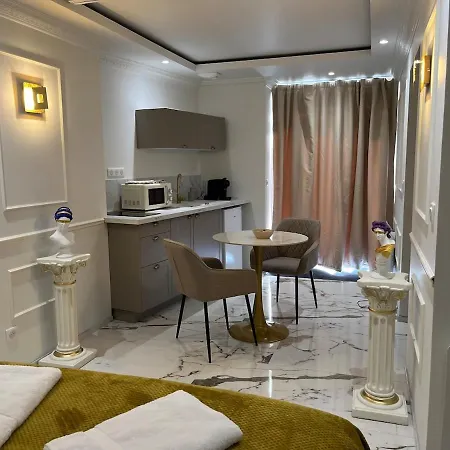 Luxury Suite, Spa, Cinema, Et Douche Xxl A شقة *
